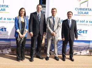 Visita de Obra Cubierta Solar Onda - Recepción invitados de honor: Director General Energia y Alcalde de Onda